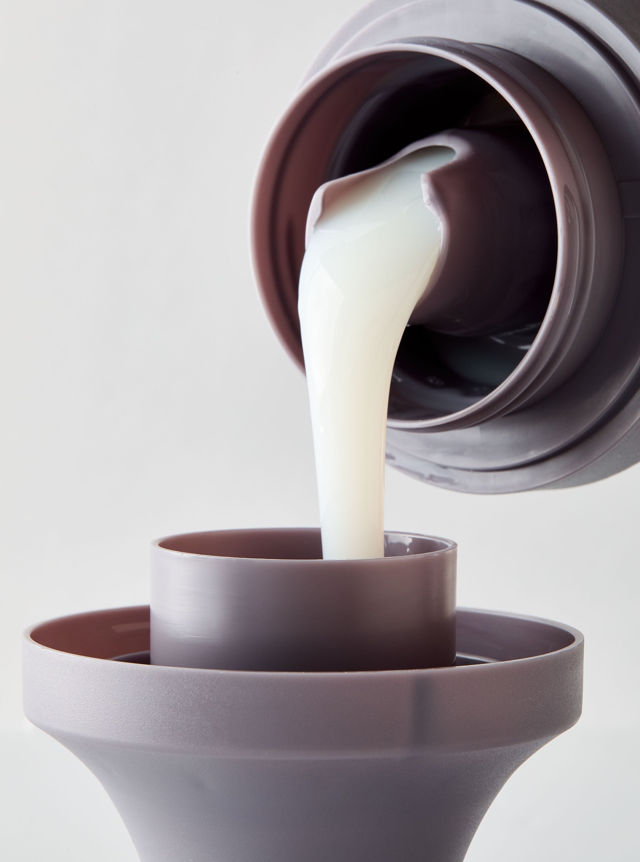 Snowflakes & Cashmere Laundry Detergent