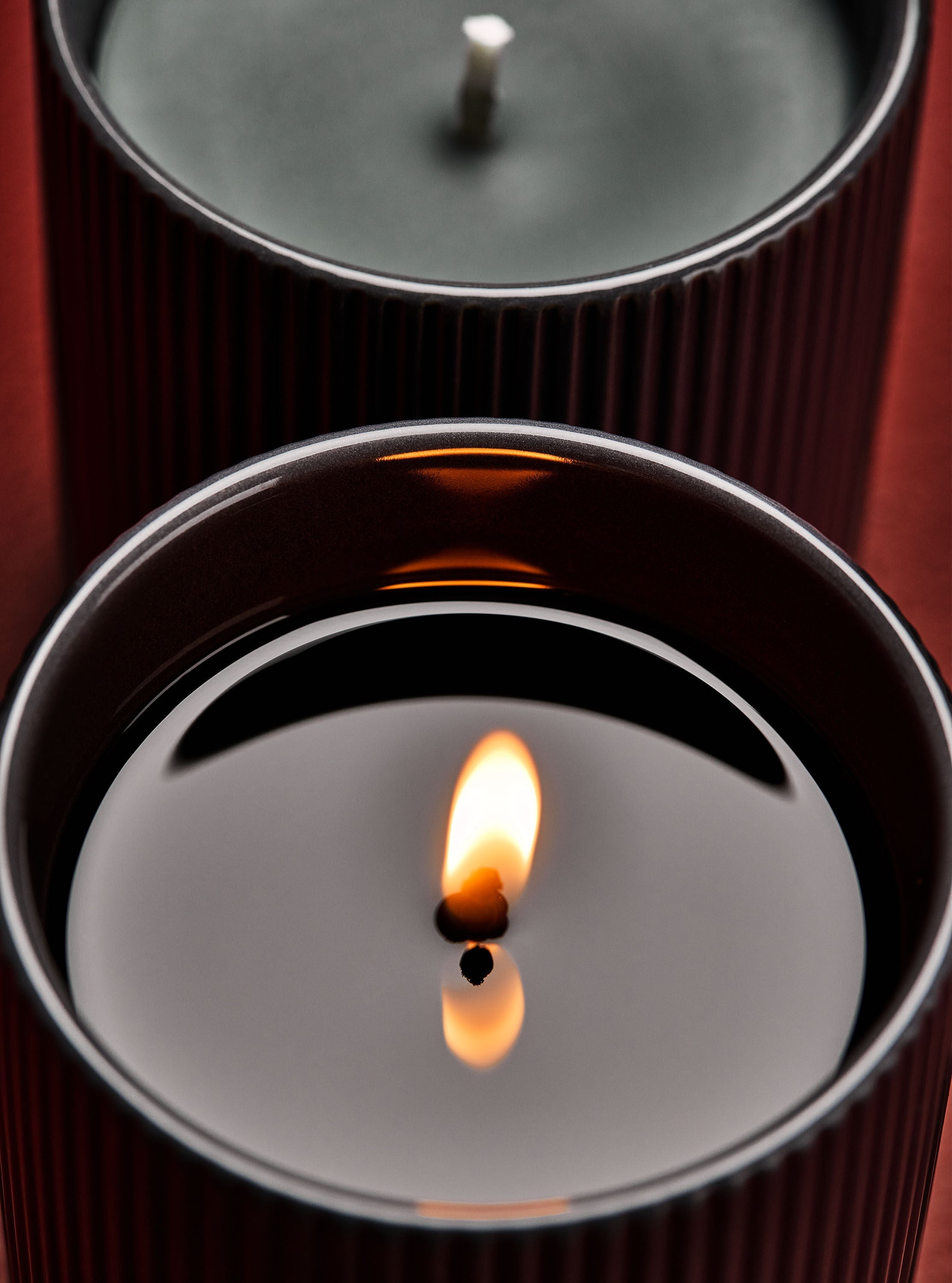 Mahogany Teakwood High Intensity Single Wick Candle